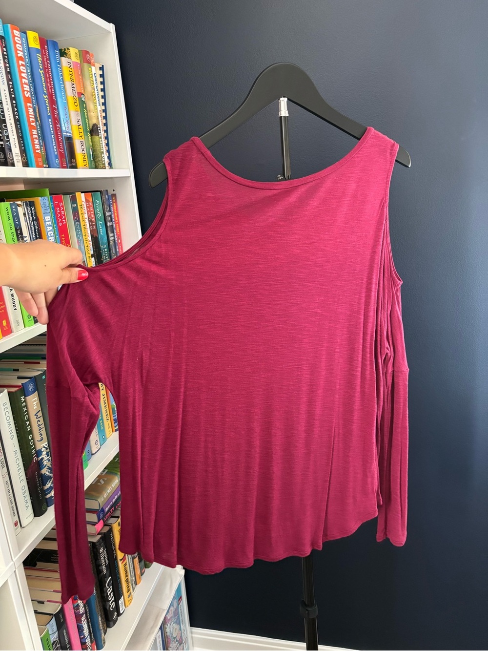 Express Raspberry Pink Cold-Shoulder Long Sleeve Top - Picture 3 of 4